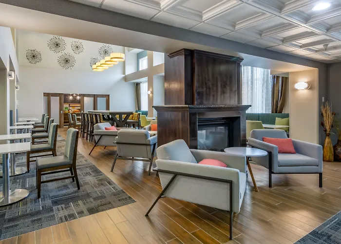 Hampton Inn&Suites Edmonton/West